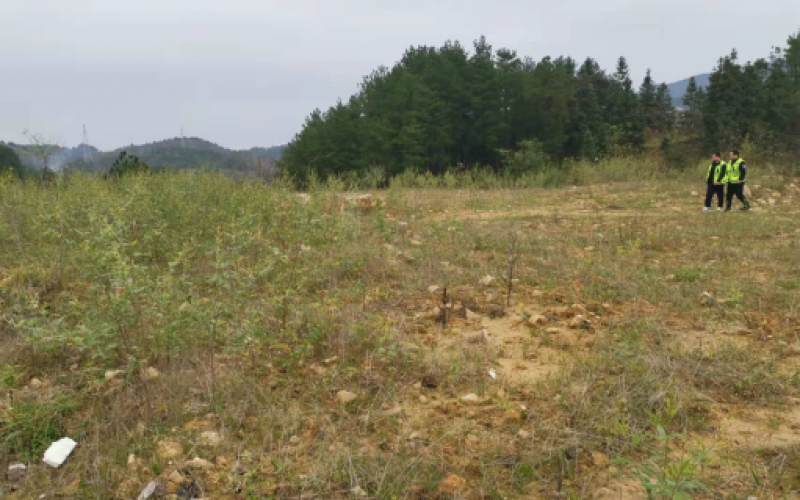 黃平段老魚莊隧道旁土地處置