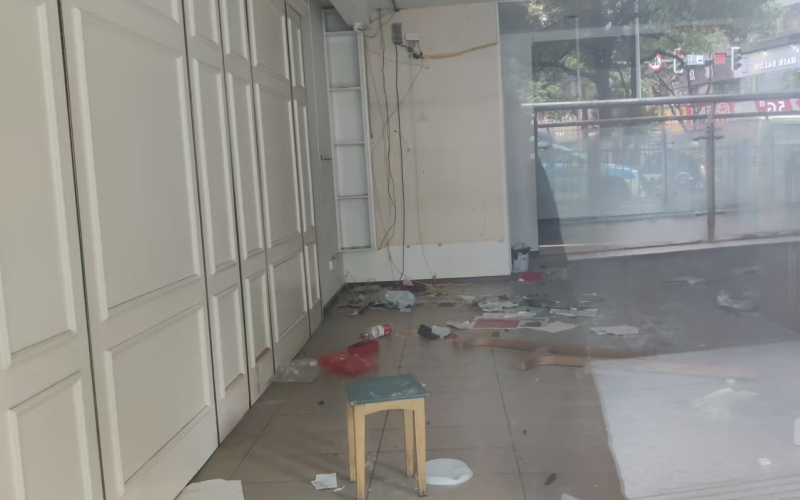 貴州省機(jī)關(guān)事務(wù)管理局國有資產(chǎn)管理服務(wù)中心貴陽市南明區(qū)中山東路199號附104號門面招租