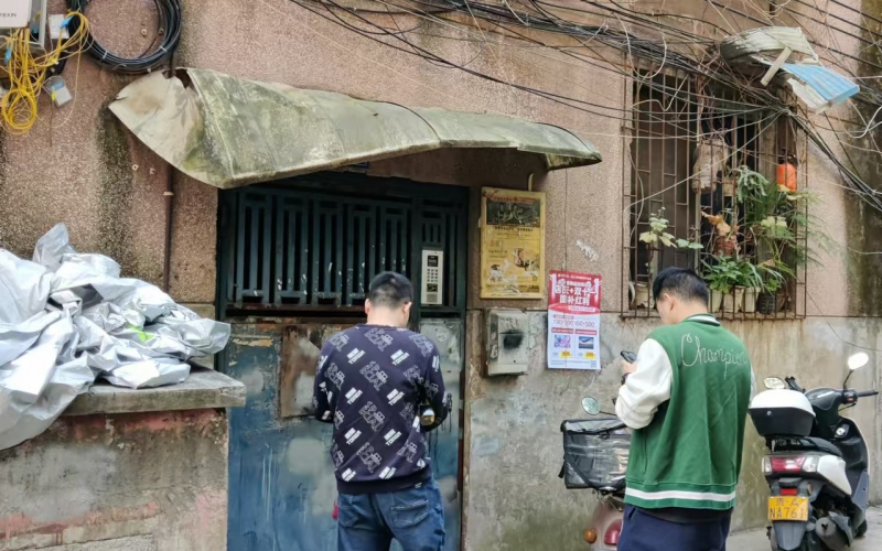 貴州省機(jī)關(guān)事務(wù)管理局國有資產(chǎn)管理服務(wù)中心貴陽市云巖區(qū)鹿沖關(guān)路69號沙河花園小區(qū)九棟三單元2處資產(chǎn)招租